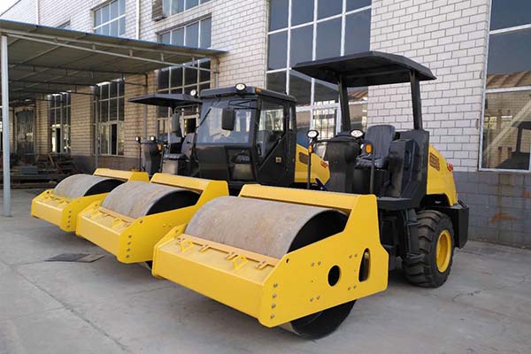 <a href='http://m.longdetoys.cn' target='_blank'>壓路機</a>